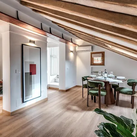 Апартаменты Luxury Penthouse With Amazing Terrace